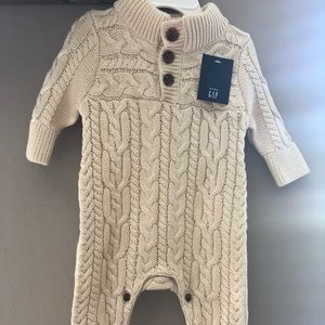 Baby GAP Cable Knit Newborn Outfit